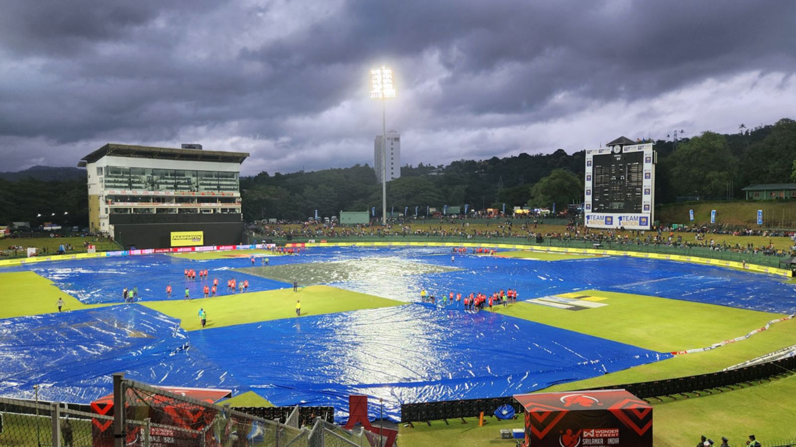 IND vs SL: India handed revised target amidst rain delay in second T20I against Sri Lanka, Know when will the match resume IND vs SL: India handed revised target amidst rain delay in second T20I against Sri Lanka, Know when will the match resume