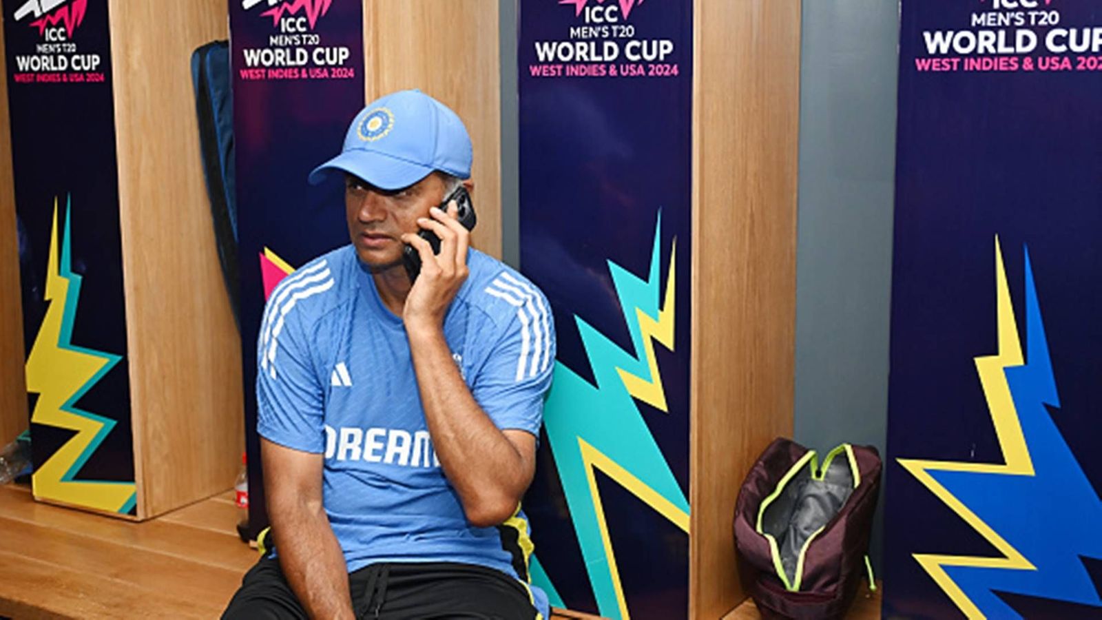 Rahul Dravid reveals Indian players are already talking about LA Olympics 2028 in dressing room, says 'People are going to want to win that gold medal' Former India head coach in the dressing room after T20 World Cup 2024 triumph (Getty Images)