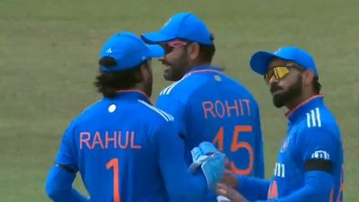 'IPL wala rule hai kia': KL Rahul's hilarious conversation with Rohit Sharma on Dube's appeal caught on stump mic | WATCH KL Rahul, Virat Kohli and Rohit Sharma