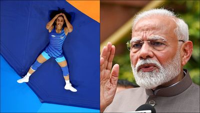 'Today's set back hurts. I wish words could...': PM Narendra Modi reacts to Vinesh Phogat's disqualification from Paris Olympics 2024 gold medal doubt Vinesh Phogat during Paris Olympics 2024; Prime Minister Narendra Modi (Getty Images)