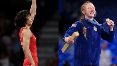 Vinesh Phogat's final opponent USA's Sarah Hildebrandt reacts to original opponent's weight miss, says 'was very strange, like Oh my god' Vinesh Phogat and Sarah Hildebrandt in frame (Getty)