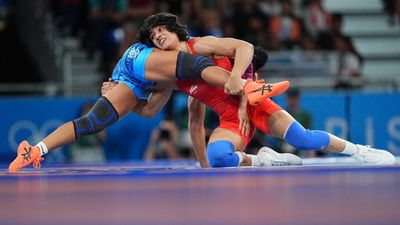 Vinesh Phogat gets four pro bono Paris Bar lawyers for her CAS hearing; Check who will represent Indian wrestlers case for silver medal Vinesh Phogat in frame (Getty)