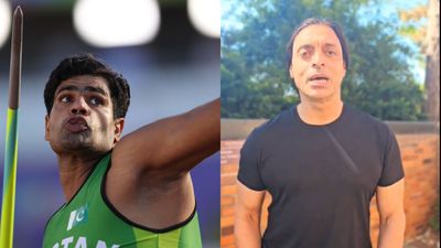 'Shehzadaaa': Shoaib Akhtar hails Arshad Nadeem on new Olympic record after Pakistani javelin star's monstrous throw of 92.27 m Arshad Nadeem and Shoaib Akhtar