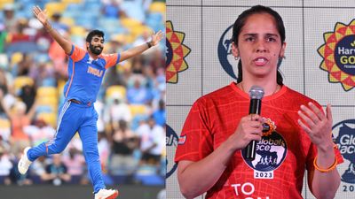 'Jasprit Bumrah won't be able to take my smash': Saina Nehwal tears into KKR star for displeasing remark on badminton India's star speedster Jasprit Bumrah (left) and ace shuttler Saina Nehwal in this frame. (Getty)