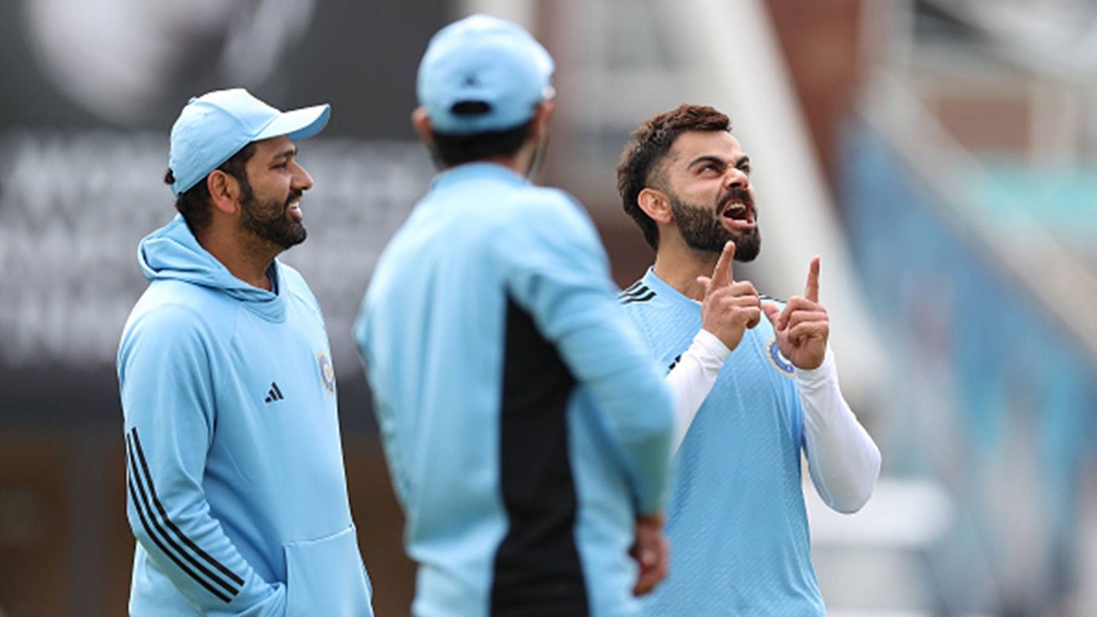 Rohit Sharma vs Virat Kohli on cards as star duo likely to play this domestic tournament after long absence: Report Rohit Sharma and Virat Kohli during a practice session (Getty Images)