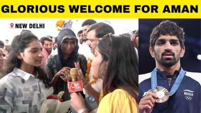 EXCLUSIVE: Aman Sehrawat’s aunt, sister along with 100s wait for arrival from Paris SportsTak