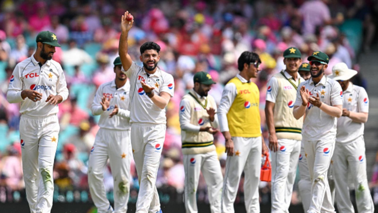 PCB announces ticket price for Pakistan vs Bangladesh Test series: Check Price Pakistan Test team (getty)