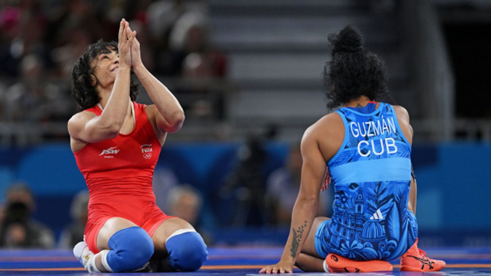 Cuban wrestler who played final instead of Vinesh Phogat receives grand welcome from President at airport Vinesh Phogat and Yusneylys Guzman in frame (Getty)