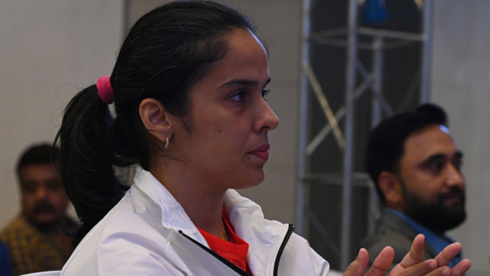 'Ghar pe baith ke comment karna easy hai': Saina Nehwal brutally slams trollers for calling her 'Kangna Ranaut of sports' 'Ghar pe baith ke comment karna easy hai': Saina Nehwal brutally slams trollers for calling her 'Kangna Ranaut of sports'