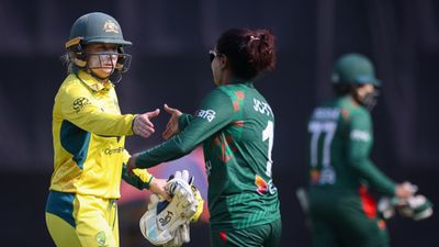 'Hard to fathom playing there..': Australian captain Alyssa Healy makes massive remark on playing T20 World Cup 2024 in Bangladesh Alyssa Healy shaking hands with Nigar Sultana (Getty)