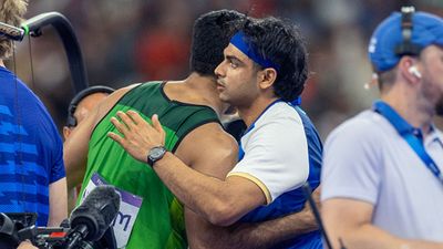 No Arshad Nadeem in Diamond League 2024, Neeraj Chopra to compete with these 3 opponents who have already crossed the 90-metre mark: All details here Arshad Nadeem and Neeraj Chopra hug during Paris Olympics 2024 (Getty Images)