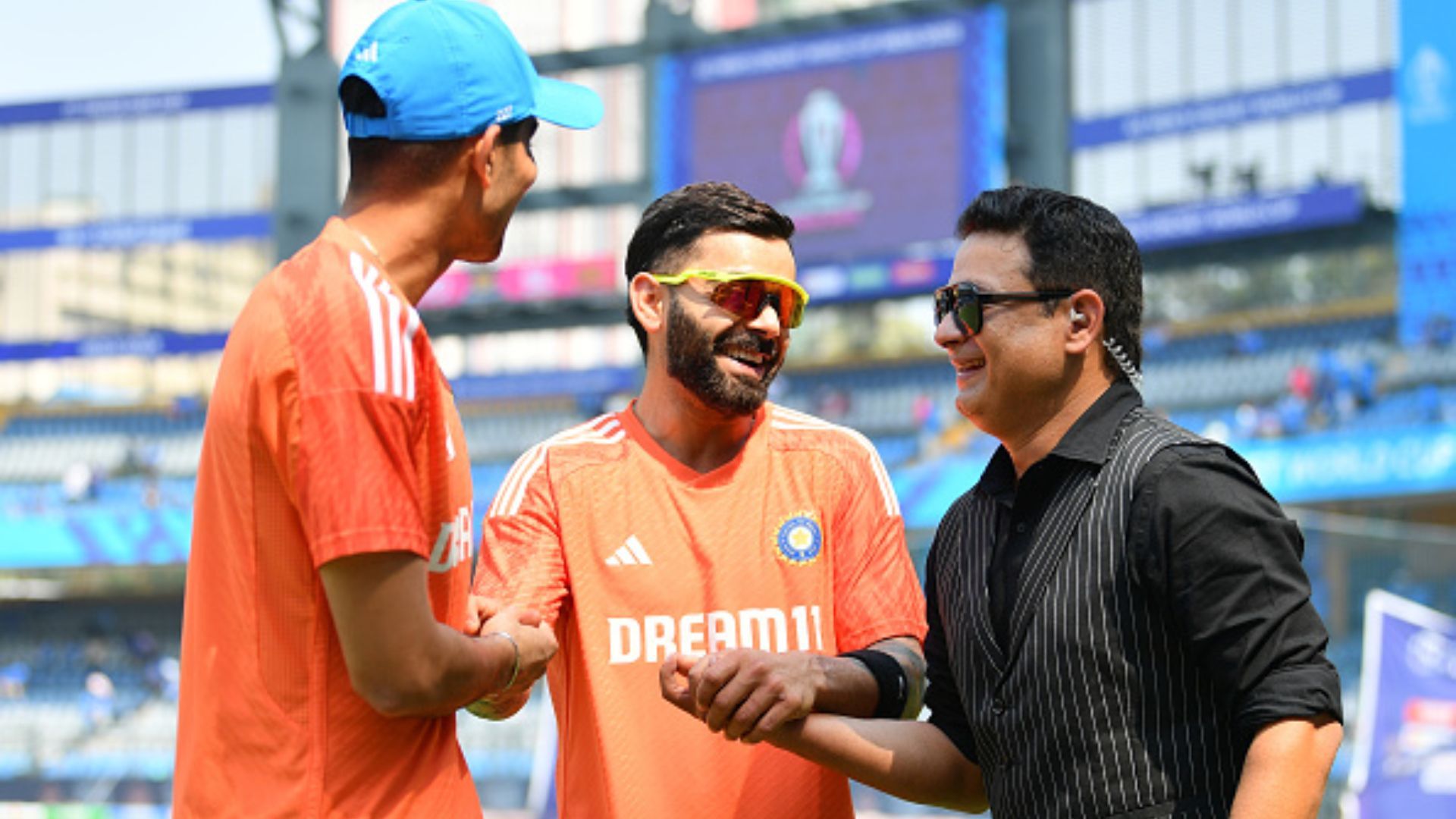 'Still the same he was 15 years ago…': 2011 World Cup Winner takes indirect dig at Amit Mishra's remarks about Virat Kohli Shubman Gill, Virat Kohli and Piyush Chawla in frame (Getty)