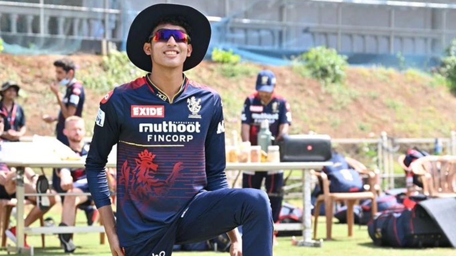 Released by RCB without a single IPL game, 21-year-old all-rounder smashes 58-ball 95 for Manish Pandey's team ahead of IPL 2025 mega auction Former RCB recruit Aneeshwar Gautam during a training session (File Photo)