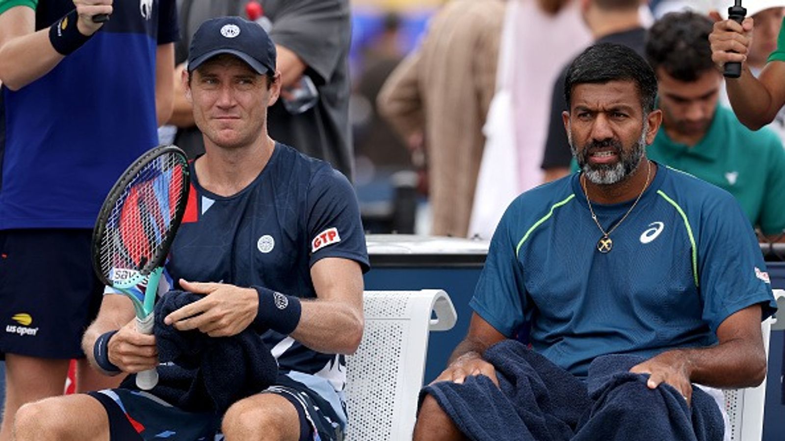 US Open 2024 : यूकी भांबरी ने 10 साल बाद किय ऐसा तो बोपन्ना ने भी तीसरे दौर में बनाई जगह, बालाजी का सफर हुआ समाप्त यूएस ओपन में अपने मैच के दौरान रेस्ट के समय रोहन बोपन्ना और उनके जोड़ीदार मैथ्यू एब्डेन