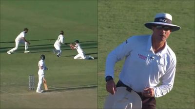 Watch: Umpire left stunned as Pakistan's three slip fielders make a mess of simple catch to give second life to Bangladesh opener Umpire Simon Taufel reacts to the dropped catch (Screengrab: X)