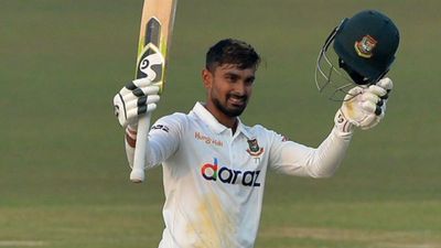 PAK vs BAN: Litton Das scripts history with counter-attacking century against Pakistan, becomes 1st batter to bag this mega feat in Tests PAK vs BAN: Litton Das scripts history with counter-attacking century against Pakistan, becomes 1st batter to bag this mega feat in Tests. (X)