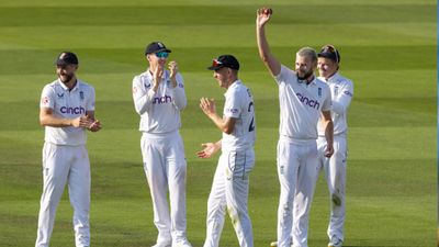 ENG vs SL: After Joe Root's twin tons, Sri Lanka surrender to Gus Atkinson's fifer as England seal series with thumping 190-run win in 2nd Test England's Gus Atkinson (centre) celebrates taking his fifth wicket of the innings during Day 4 of the 2nd Test against Sri Lanka at Lord's on September 1. (Getty)