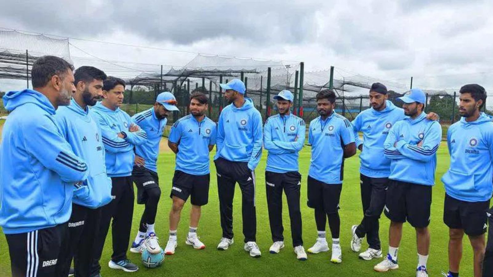 Massive blow to Shubman Gill's side as star pacer ruled out of Duleep Trophy starter to add to Indian stars' injury woes File Photo: Team India in a huddle in this frame. (X)