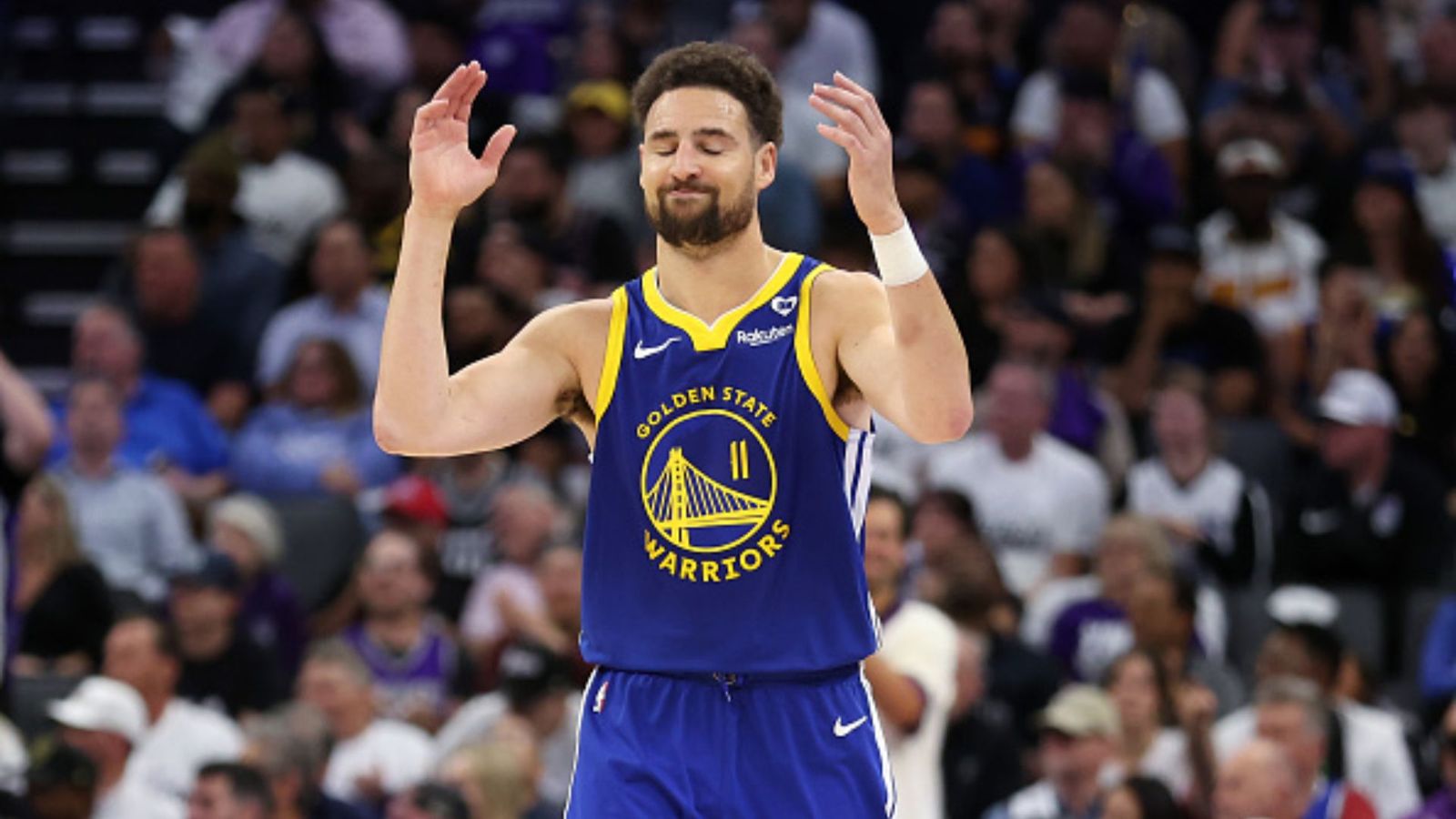 Klay Thompson wipes Instagram clean with Warriors posts after parting ways with NBA team Klay Thompson in frame (Getty)