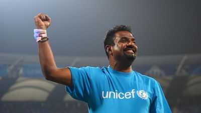 'It's very hard for someone to surpass 800 Test wickets': Muttiah Muralitharan 'worried' about Test cricket's future Muttiah Muralitharan (getty)