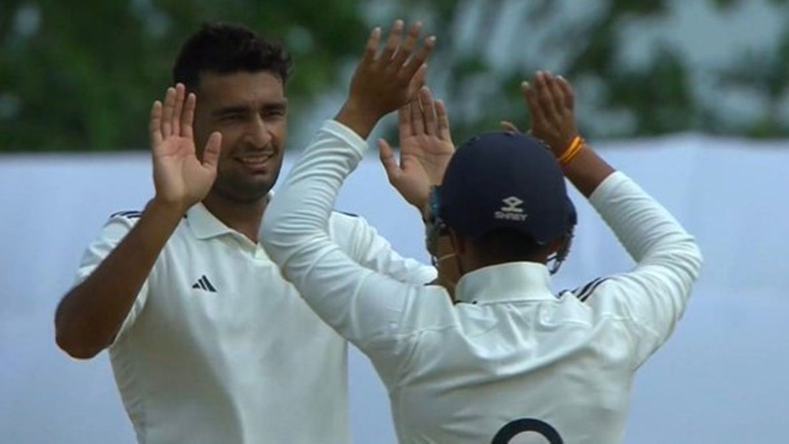 Mumbai Indians pacer wreaks havoc with 8-wicket haul to outshine India B captain’s unbeaten 157, achieves massive Duleep Trophy feat Anshul Kamboj celebrates a wicket in Duleep Trophy 2024 clash (Screengrab: X)