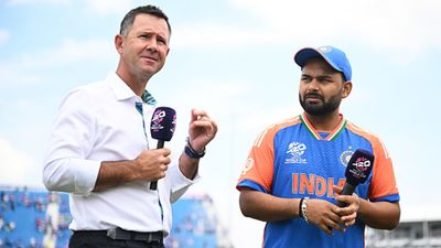 Punjab Kings appoint Ricky Ponting as head coach two months after he ends seven-year journey with Delhi Capitals: Report Former Australia captain with Delhi Capitals captain Rishabh Pant (File Photo: Getty Images)