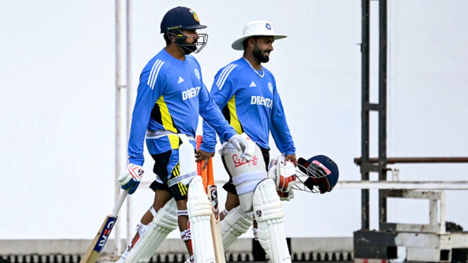 'Out tha.. replay dekh to lo: Rishabh Pant fires back at Rohit Sharma after Indian captain turns down his DRS Blunder Rohit Sharma and Rishabh Pant in frame (Getty)