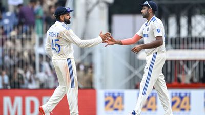 'These off-spinners.. be abusing you': Ravichandran Ashwin reveals getting reality check from his wife during IND vs BAN 1st Test Rohit Sharma and Ravichandran Ashwin in frame (Getty)
