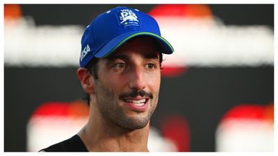 F1: End of an era as Eight-time F1 winner Daniel Ricciardo leaves RB, set to be replaced by this Red Bull driver Daniel Ricciardo in the frame (getty)