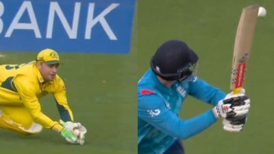 Watch: Crowd boos Australia wicketkeeper Josh Inglis for claiming grounded catch in ENG vs AUS 4th ODI Spectators boo Australia wicketkeeper Josh Inglis for claiming grounded catch in ENG vs AUS 4th ODI. (Screengrab-X)