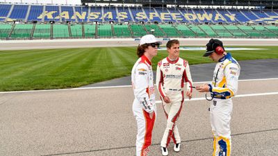 NASCAR : What channel is NASCAR Kansas qualifying on today? Time, TV schedule, streaming info Kansas Speedway (getty)