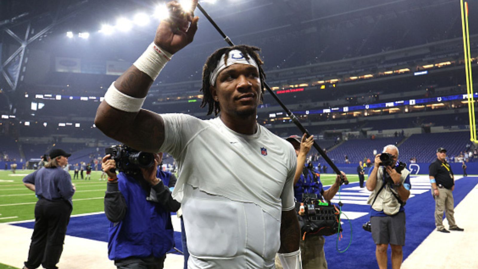 Concern grows for Colts as Anthony Richardson heads to locker room during Steelers clash Anthony Richardson in the frame (Getty)