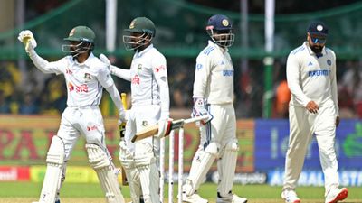 IND vs BAN 2nd Test: Mominul Haque's historic ton helps Bangladesh score 233 runs in first innings against India Mominul Haque celebrating century (getty)