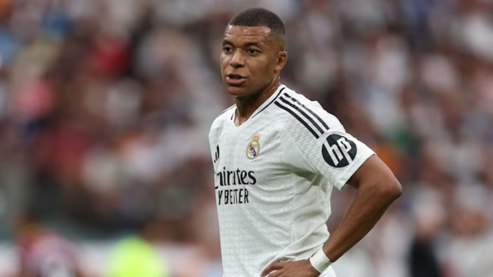 Mbappe extends scoring streak as Real Madrid beats Alaves 3-2 in Spanish league Kylian Mbappe