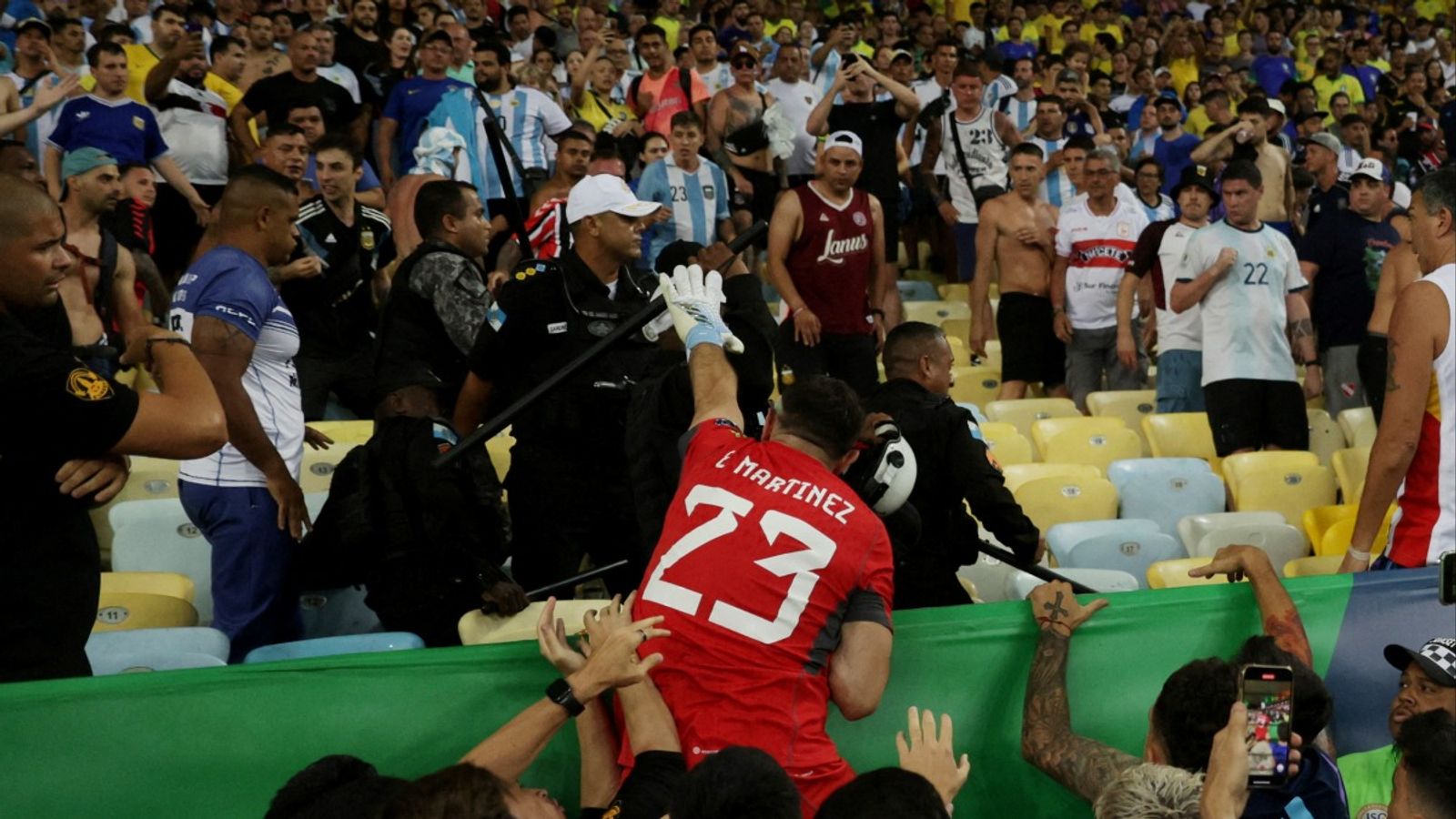 FIFA suspends Argentina goalkeeper for 2 matches in World Cup qualifying FIFA suspends Argentina goalkeeper for 2 matches in World Cup qualifying