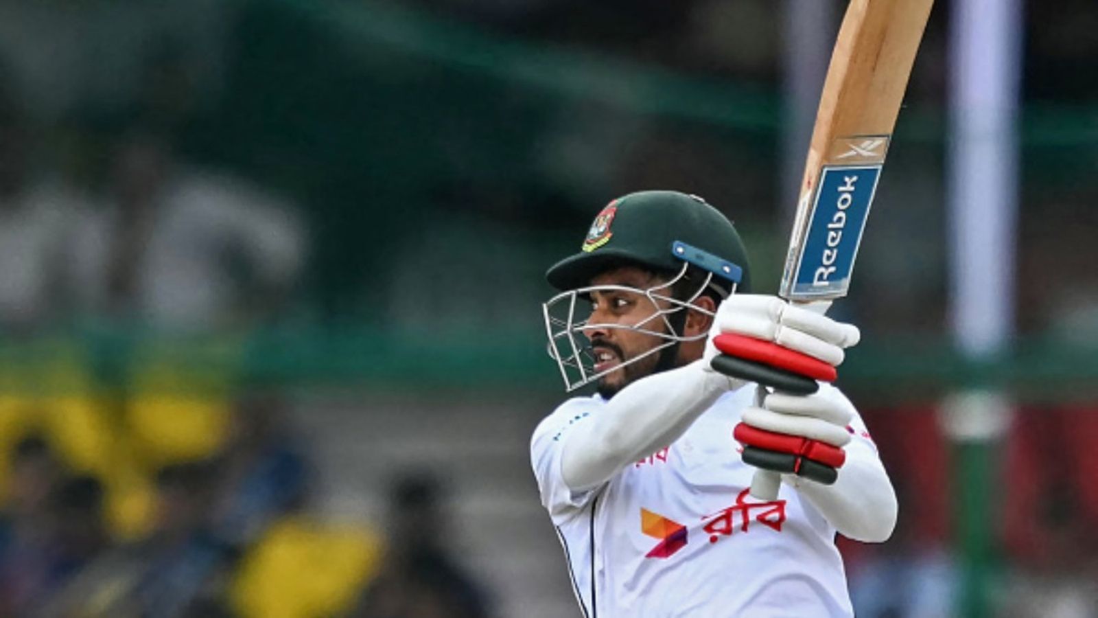 Mehidy Hasan Miraz reveals getting stung by bee during Day 4 of IND vs BAN 2nd Test Mehidy Hasan Miraz in frame
