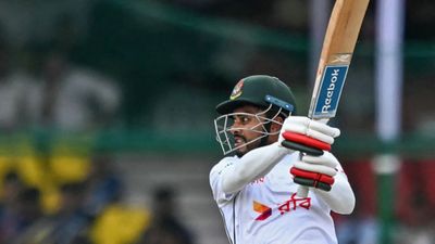 Mehidy Hasan Miraz reveals getting stung by bee during Day 4 of IND vs BAN 2nd Test Mehidy Hasan Miraz, IND vs BAN, India vs Bangladesh, IND vs BAN 2nd Test, Kanpur Test