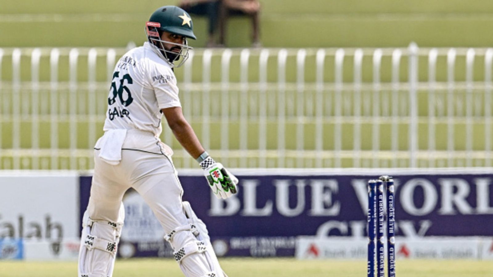 'He should be dropped from team..': Pakistan's batting legend passes verdict on Babar Azam's form Babar Azam