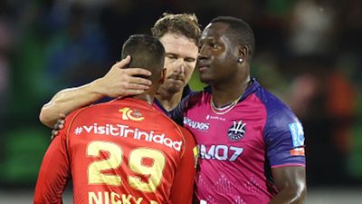 David Miller's 17-ball fifty helps Royals storm into CPL 2024 Qualifier as floodlight malfunction disappoints Knight Riders despite Nicholas Pooran's 91 David Miller, NIcholas Pooran