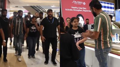 'Time stood still when I saw her again...': Mohammed Shami shares heartfelt video of meeting her daughter Mohammed Shami with daughter