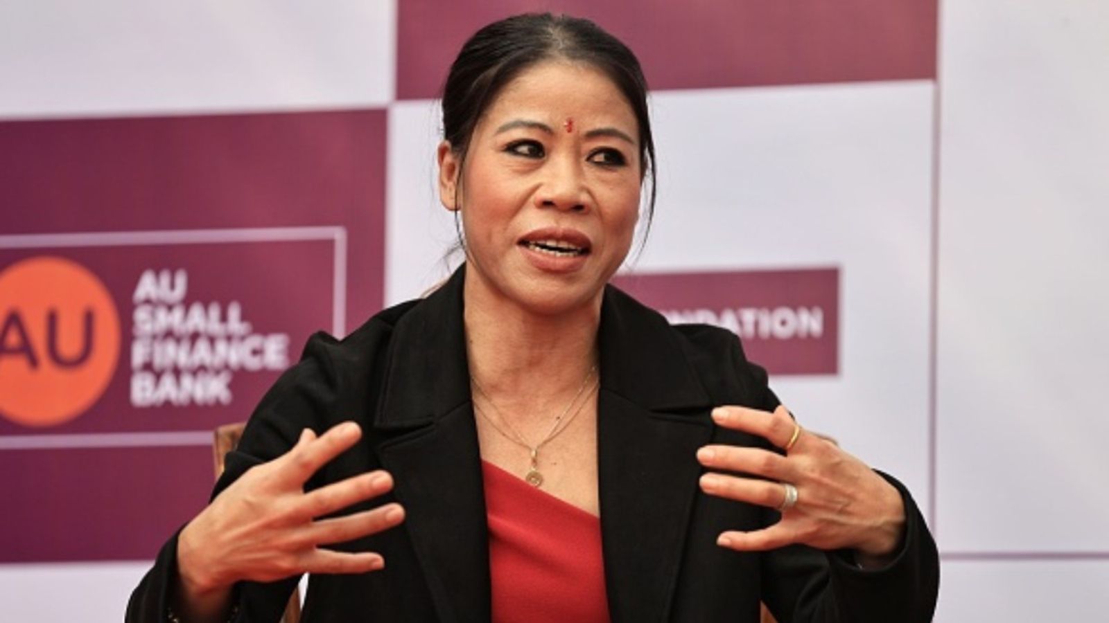 Mary Kom indirectly blames Vinesh Phogat for failing at weigh-in in Paris Olympics, says 'If I don't cut weight properly then how will I play?' Indian boxer Mary Kom while attending a press meet for AU's 'Bano Champion' program in Jaipur, Rajasthan, India, on January 31, 2024. (Getty)