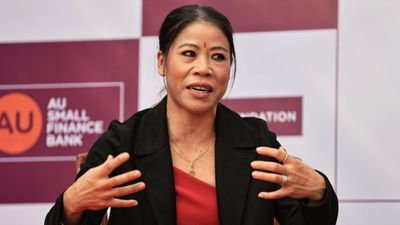 Mary Kom indirectly blames Vinesh Phogat for failing at weigh-in in Paris Olympics, says 'If I don't cut weight properly then how will I play?' Mary Kom