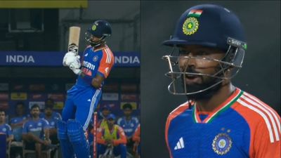 WATCH: Hardik Pandya shows off with a no-look upper cut, smiles at Taskin Ahmed during 16-ball 39 in run chase Hardik Pandya