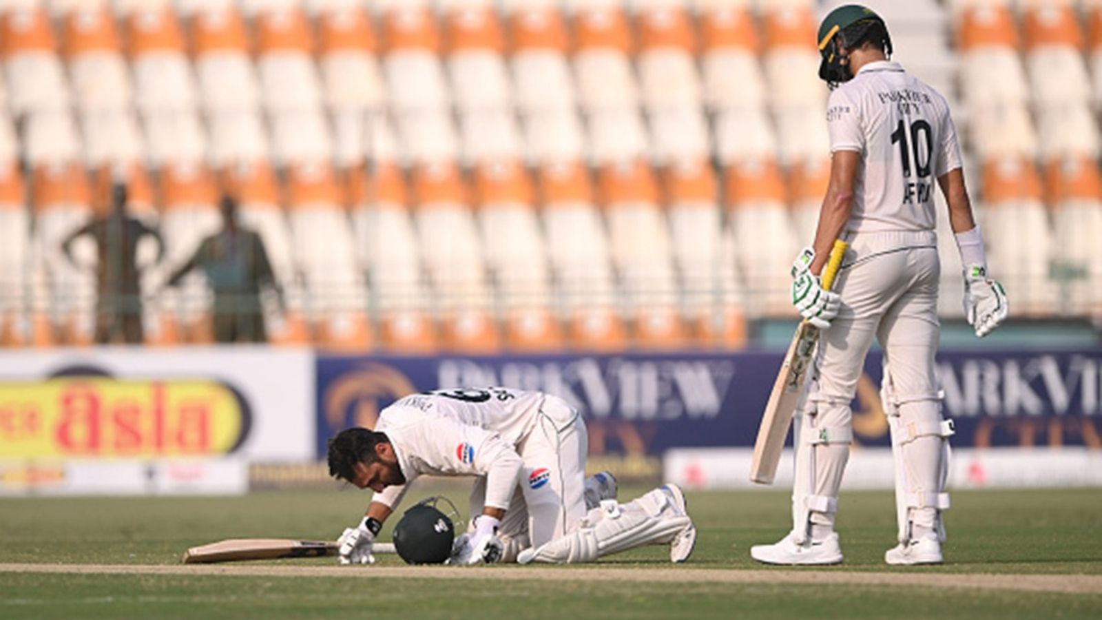 'No spin, no swing, no reverse swing... soon nobody will come in': Former England captain feels Multan pitch unfit for future of Test cricket Pakistan batter Salman Ali Agha celebrates his century during Day 2 of the First Test Match against England at Multan Cricket Stadium