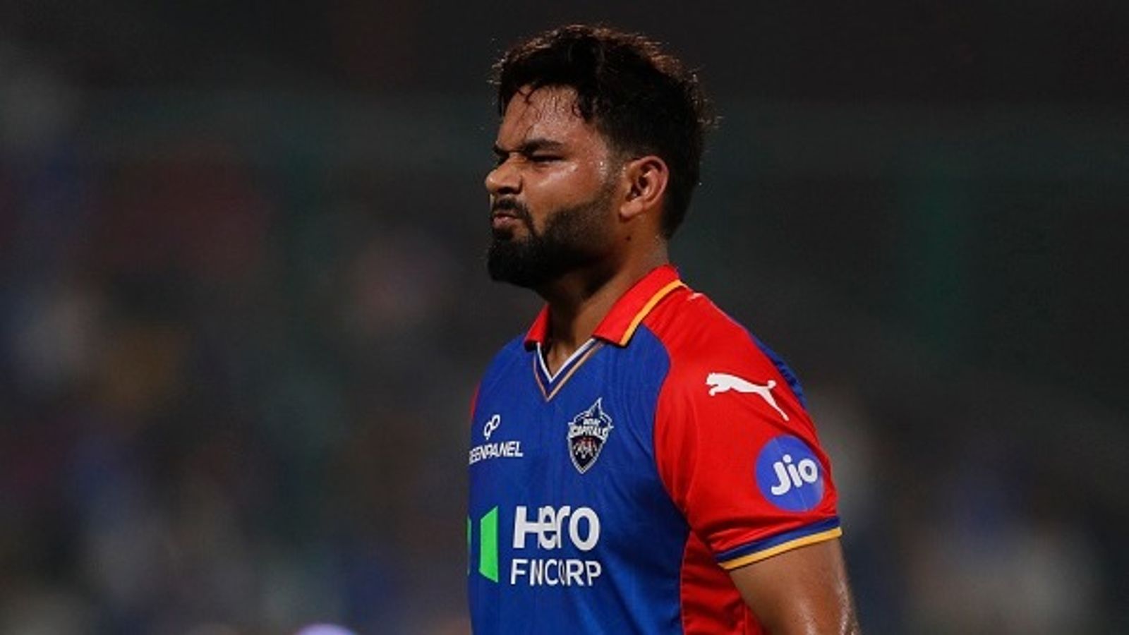 Rishabh Pant to leave Delhi Capitals ahead of IPL mega auction? Skipper's midnight tweet leaves a lot to imagination Delhi Capitals captain Rishabh Pant dejected after losing his wicket