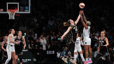 WNBA Announces New Playoff Format in 2025: Regular Season Games Expanded to 44 , New Franchise added and more  WNBA 2024 game in the frame