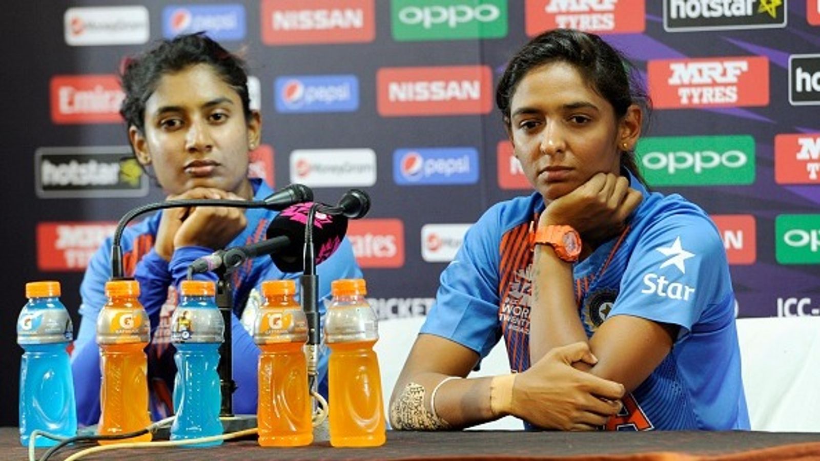 'This is time, if you delay more then we have another...': Mithali Raj wants India look beyond Harmanpreet Kaur and choose 24-year-old as new captain Former India captain Mithali Raj with Harmanpreet Kaur during a press conference.