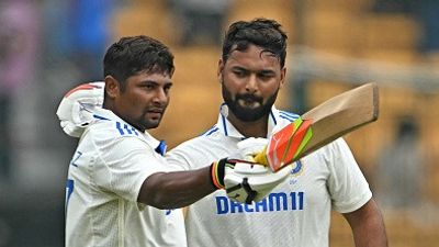 IND vs NZ: New Zealand's IPL experience underutilized against Rishabh Pant and Sarfaraz Khan, reckons Anil Kumble Sarfaraz Khan and Rishabh Pant