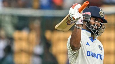 IND vs NZ: Rishabh Pant misses out on historic century, gets out 99 runs in Bengaluru Rishabh Pant in frame