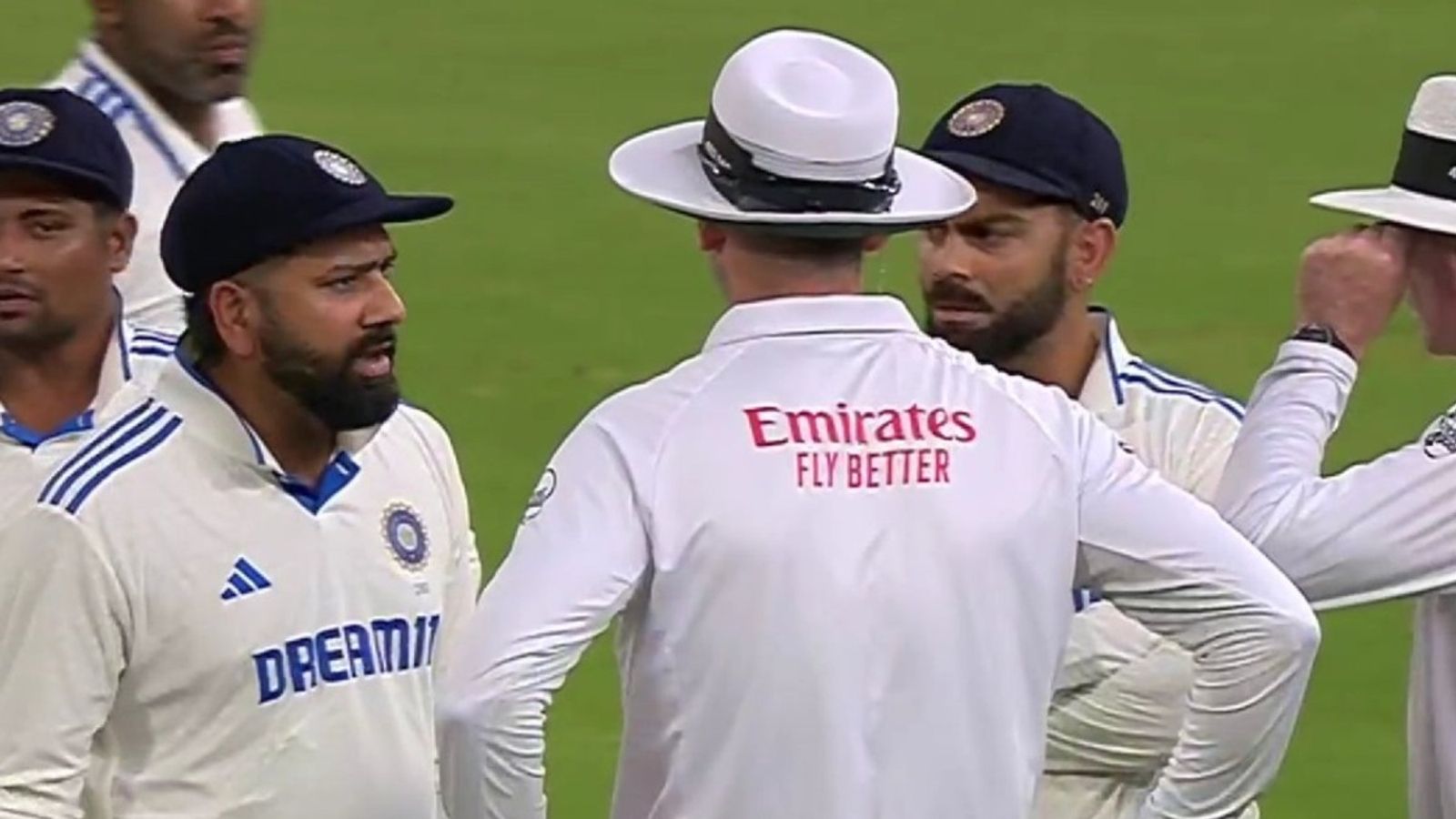WATCH: Virat Kohli, Rohit Sharma involve in heated verbal spat with umpires during India vs New Zealand 1st Test WATCH: Virat Kohli, Rohit Sharma involve in heated verbal spat with umpires during India vs New Zealand 1st Test